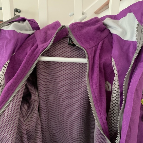 North face 3-1 winter coat - Picture 6 of 10